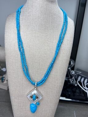 Turquiose And Pearl Set